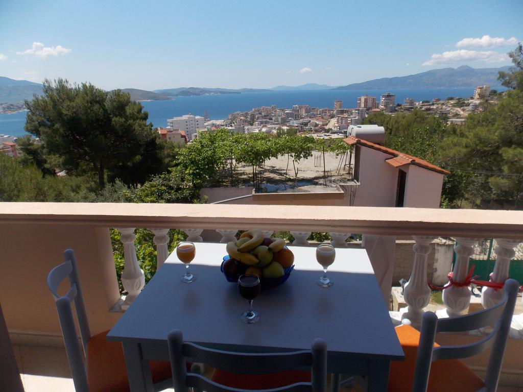 Guest House Vila Bega Саранде Екстериор снимка
